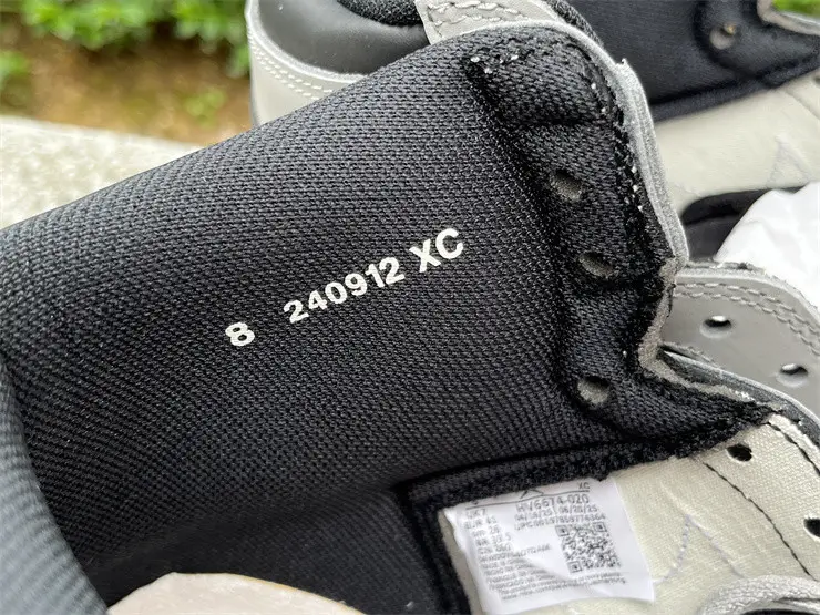 Authentic Air Jordan 1 High '85  Reverse Shadow   2025 