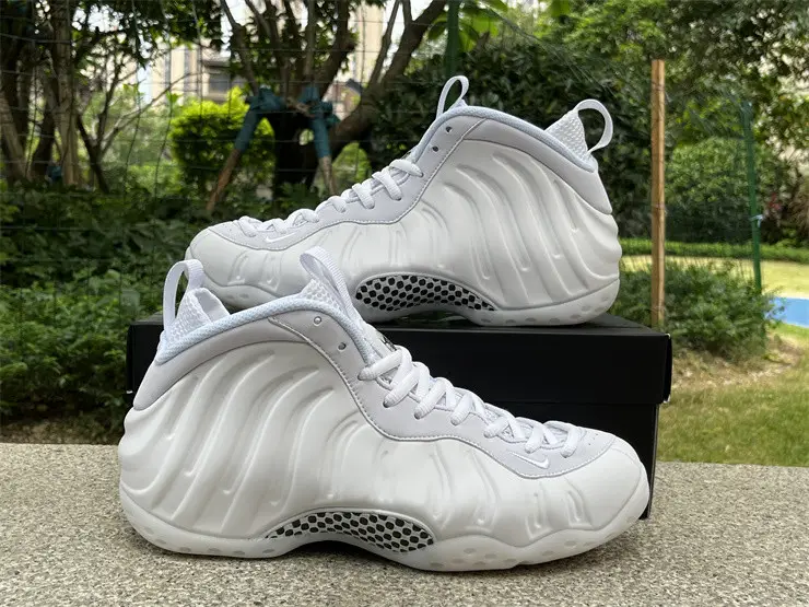 Authentic Nike Air Foamposite One “Triple White” 