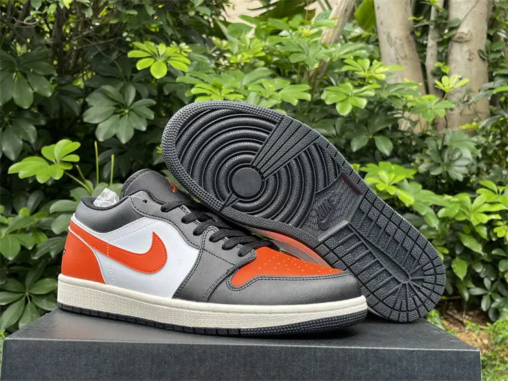 Authentic Air Jordan 1 Low “Shattered Backboard”  GS 