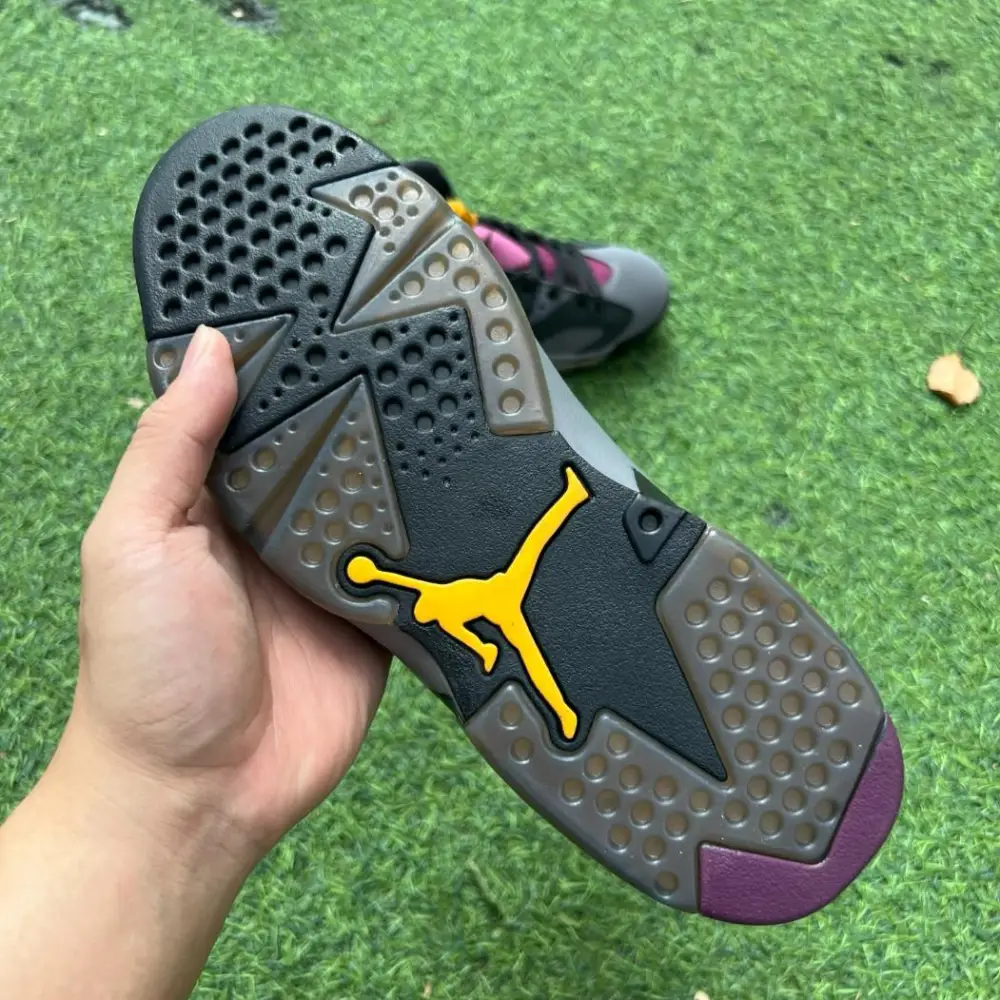Authentic Air Jordan 6 “Bordeaux” （restock) 