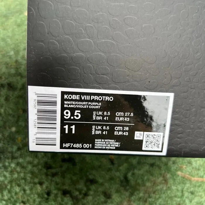 Authentic  Nike Kobe 8 Protro White Court Purple 