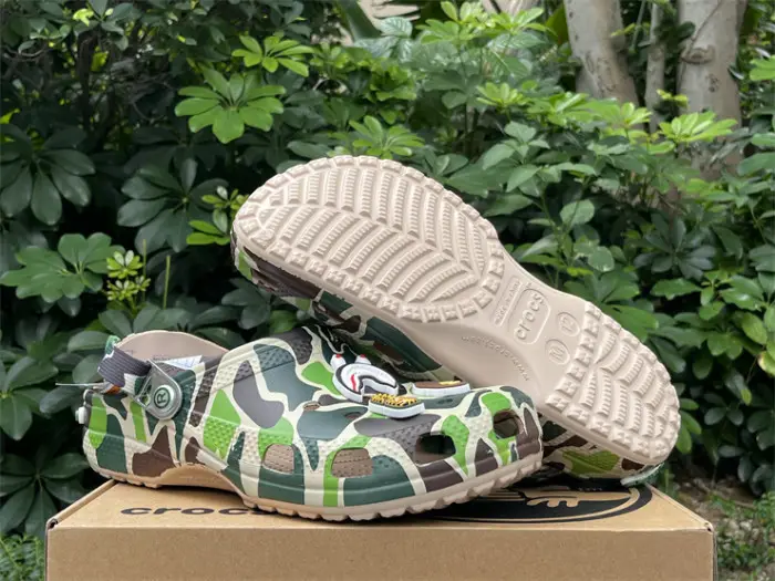 Bape  x C Classic clog Sandals-003 DDEBD1641