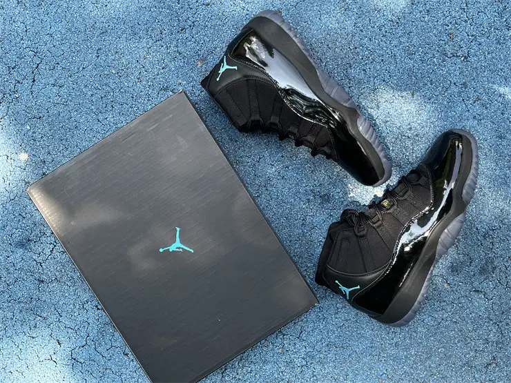 Authentic Air Jordan 11  Gamma Blue   2025 