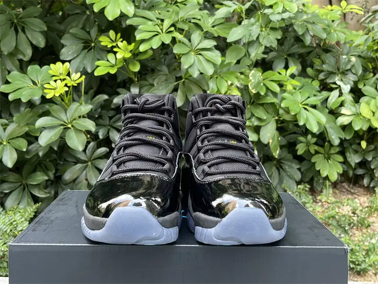 Authentic Air Jordan 11  Gamma Blue   2025 