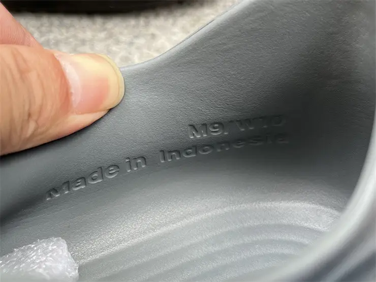 Authentic Nike React X Rejuven8-005 