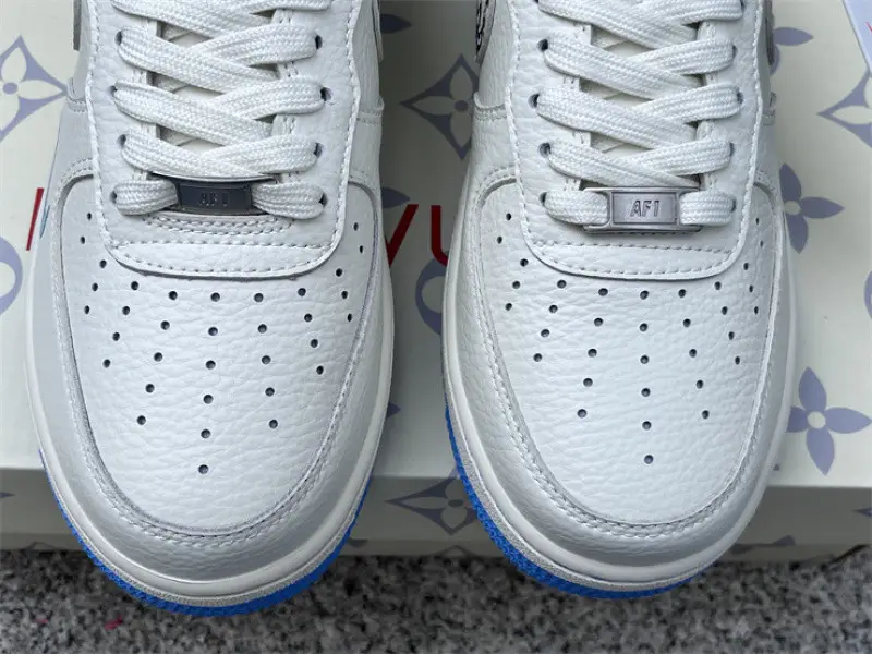 Authentic Nike Air Force-011 