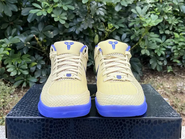 Authentic Nike Kobe 4 Protro  FC Barcelona Team Gold 