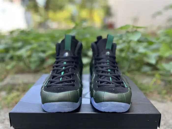 Authentic Nike Foamposite Pro Pine Green 