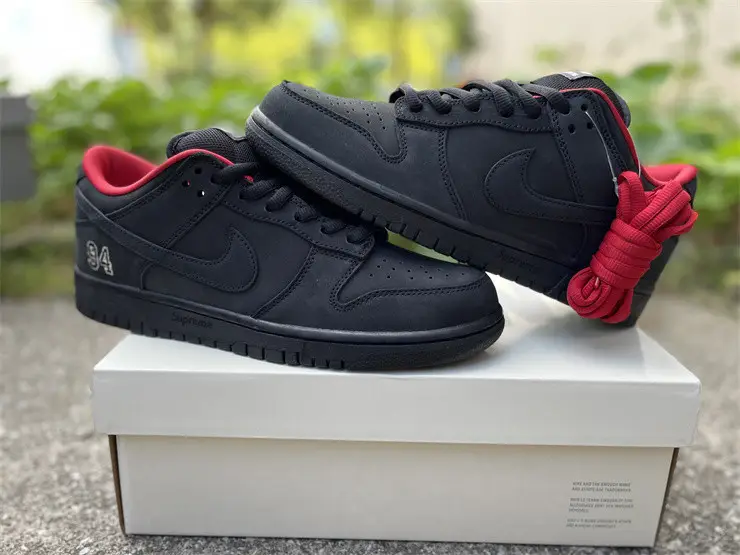 Authentic Nike SB Dunk Low Supreme 94 Black 