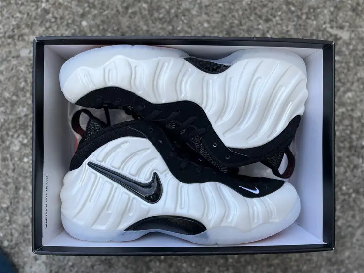 Authentic Nike Air Foamposite Pro Pearl 2025 