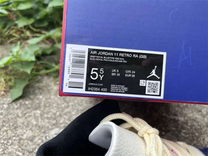Authentic Air Jordan 11 “Rare Air”  GS 