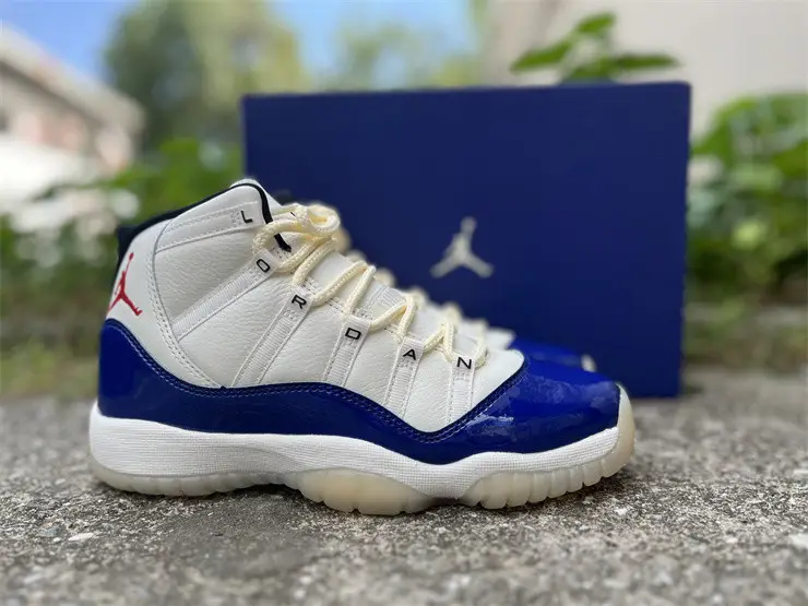 Authentic Air Jordan 11 “Rare Air”  GS 