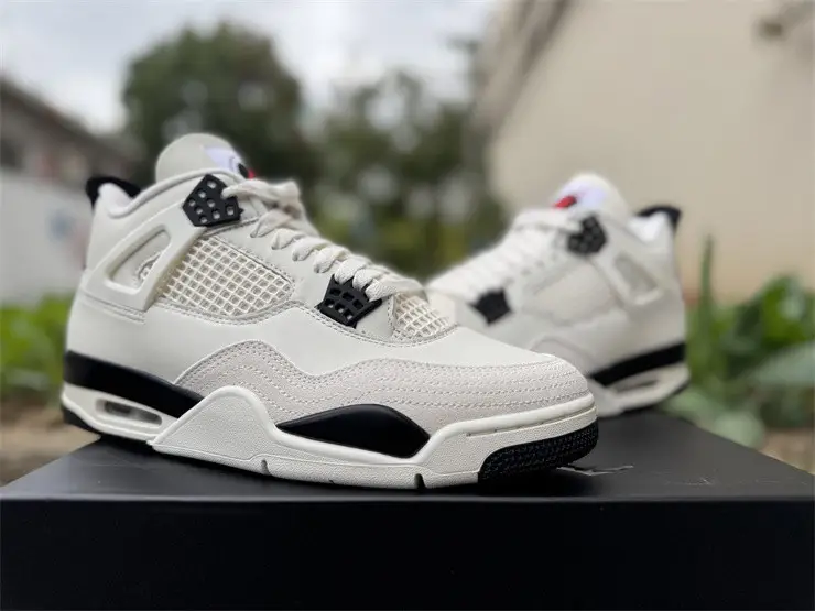 Authentic  Air Jordan 4 “Flight Club” 