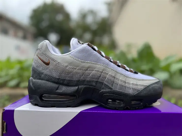Authentic Nike SB Air Max 95 Cacao 