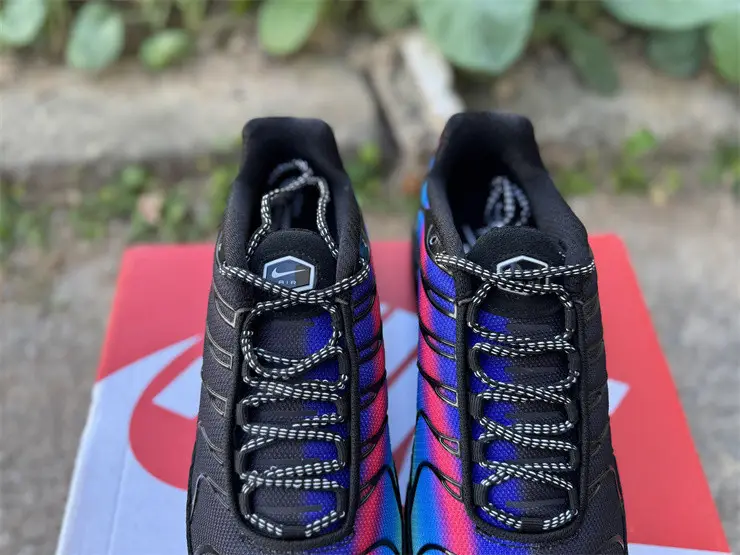 Authentic Nike Air Max Plus Black Blue Red 