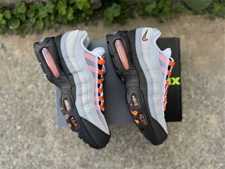 Authentic Nike Air Max 95 OG Big Bubble Bright Mandarin 