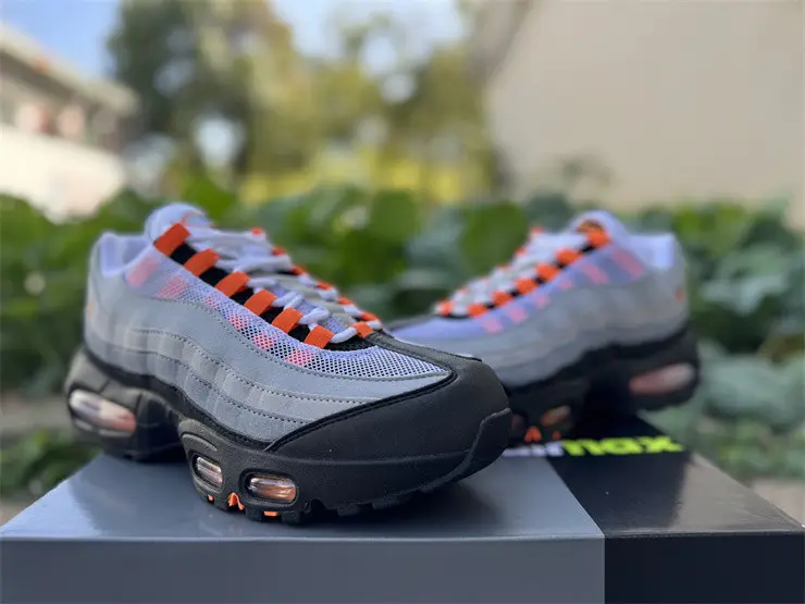Authentic Nike Air Max 95 OG Big Bubble Bright Mandarin 