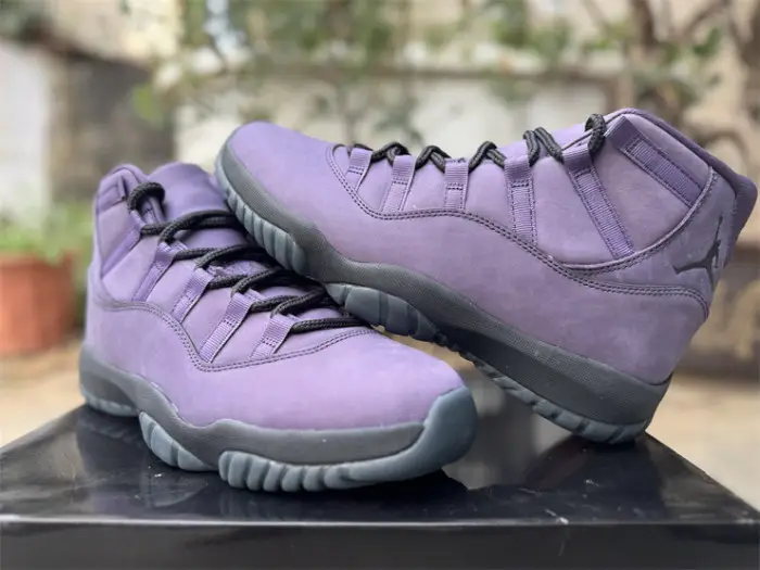Authentic Air Jordan 11 Mojave GS 