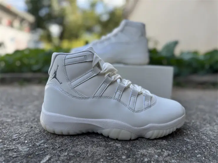 Authentic Air Jordan 11 Retro “Pearl” 