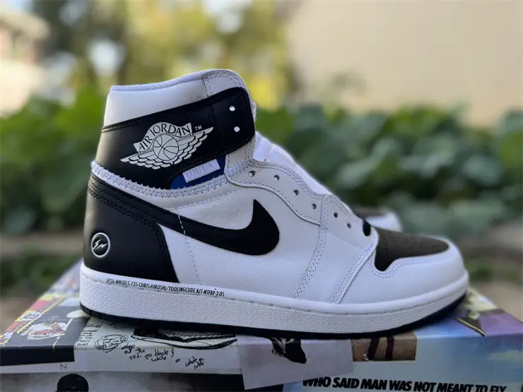 Authentic Union x fragment x Air Jordan 1 High OG  White Black 