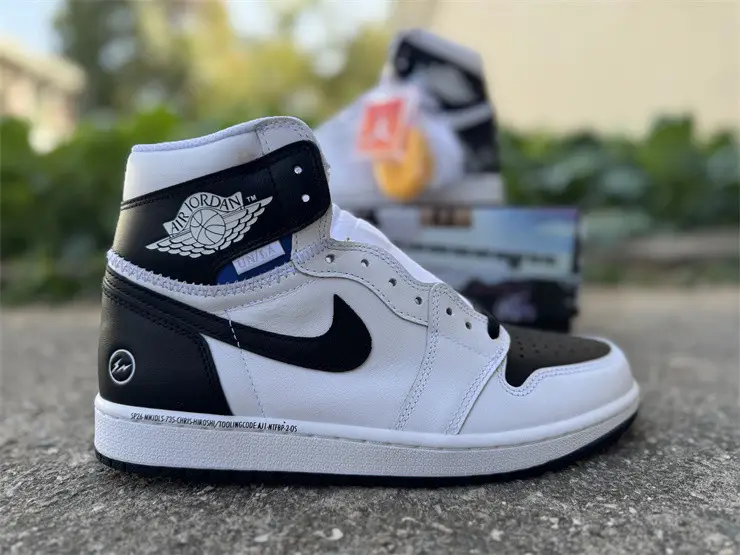 Authentic Union x fragment x Air Jordan 1 High OG  White Black 