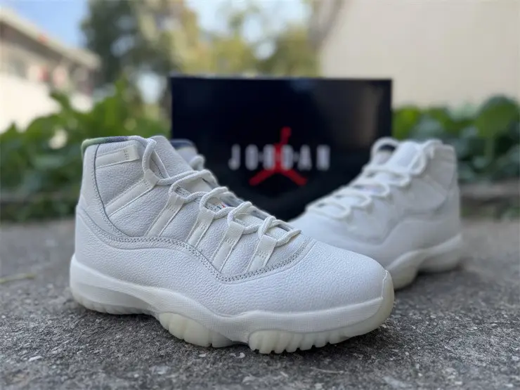 Authentic Jordan 11 Retro 285 