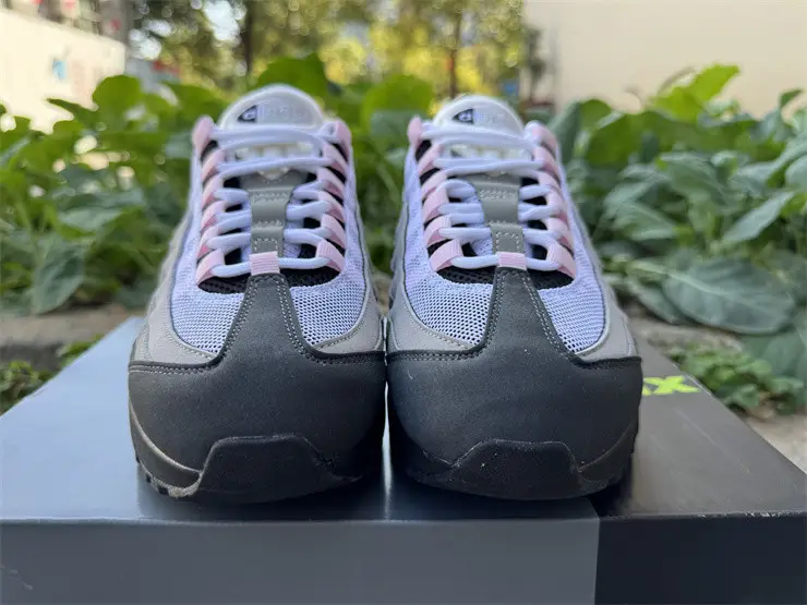 Authentic Nike Air Max 95 OG Big Bubble Pink Foam 