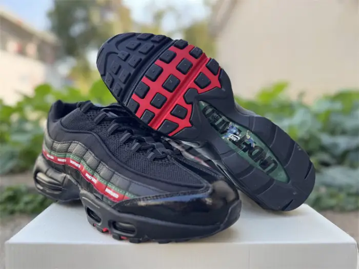 Authentic Nike Air Max 95 SP Undefeated Black 
