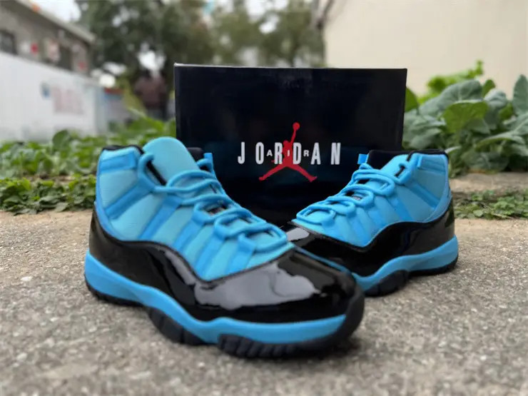 Authentic Air Jordan 11 Black Blue 