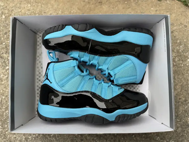 Authentic Air Jordan 11 Black Blue 