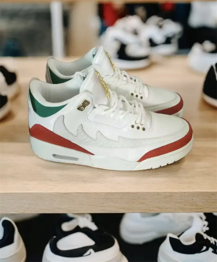 Authentic Air Jordan 3 Retro  El Vuelo FFCC500