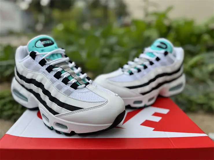 Authentic Nike Air Max 95 OG Big Bubble Black Border 