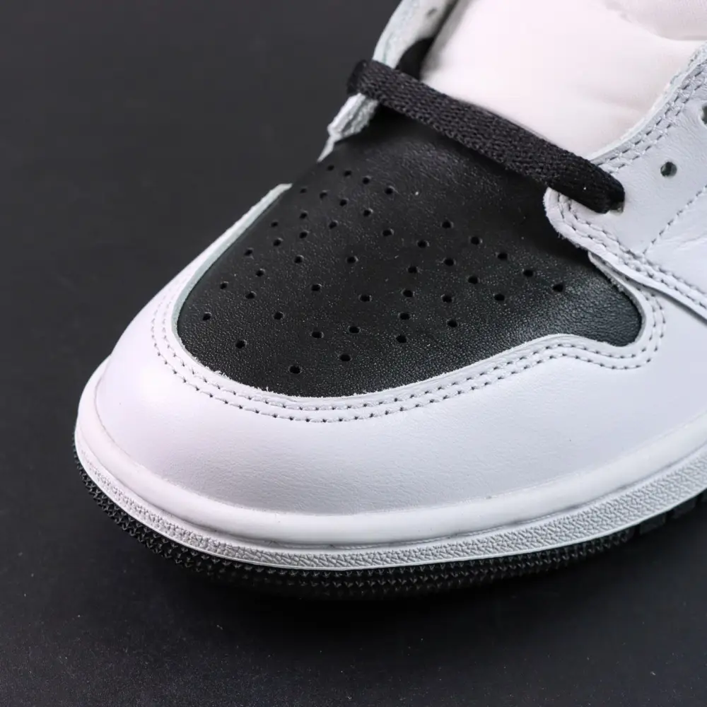 Authentic  fragment x Union LA x Air Jordan 1 High White Black 