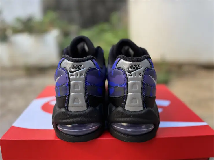 Authentic Nike Air Max 95 OG Purple Camo 