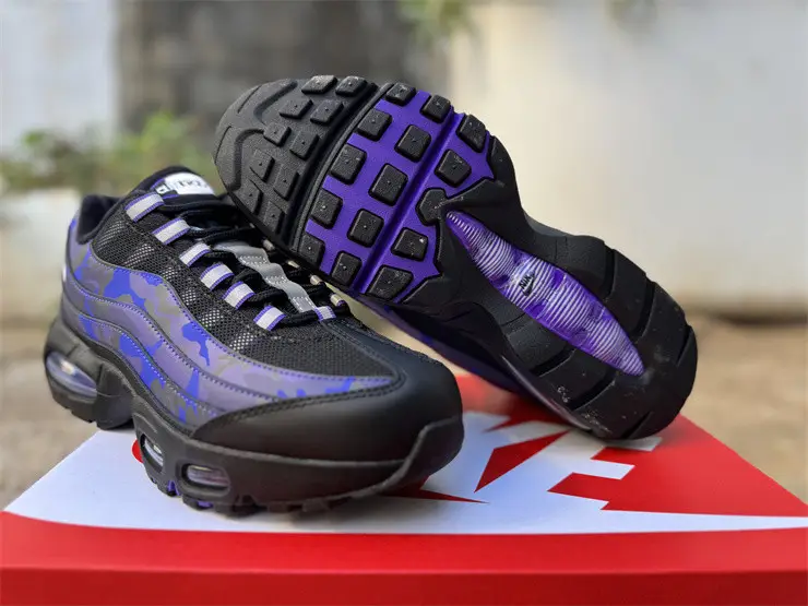 Authentic Nike Air Max 95 OG Purple Camo 