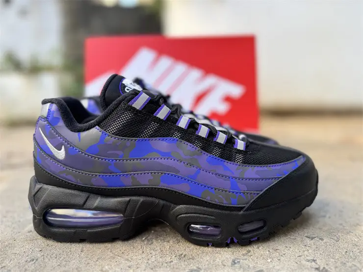 Authentic Nike Air Max 95 OG Purple Camo 