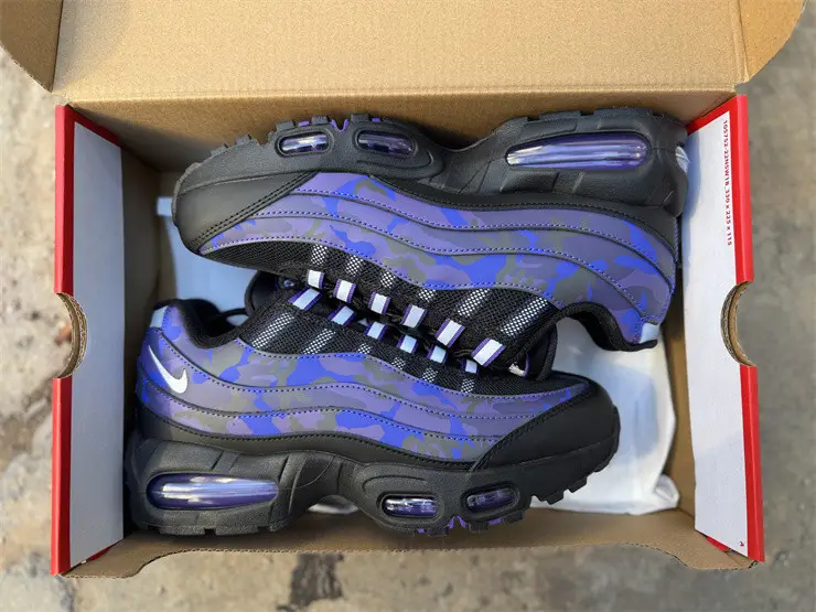 Authentic Nike Air Max 95 OG Purple Camo 