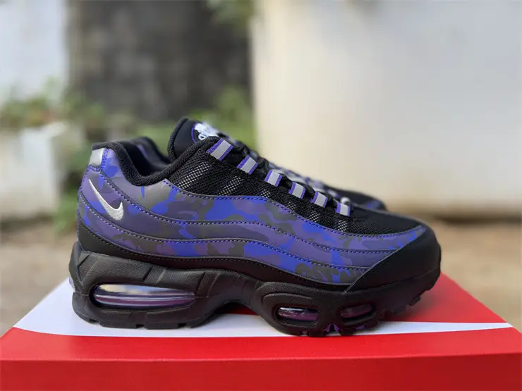 Authentic Nike Air Max 95 OG Purple Camo 