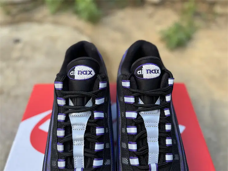 Authentic Nike Air Max 95 OG Purple Camo 