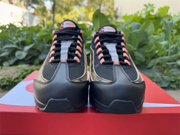 Authentic Nike Air Max 95  Safety Orange Camo 