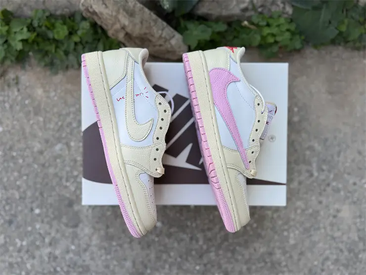 Authentic Travis Scott x Air Jordan 1 Low OG Muslin Shy Pink 