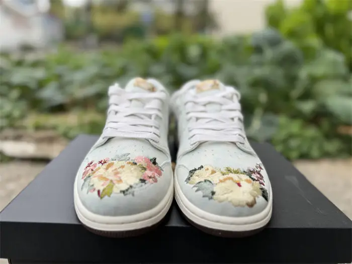 Authentic Air Jordan 1 Low OG Year of the Horse CDCFE2602