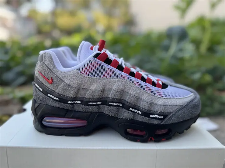 Authentic Nike Air Max 95 SP Undefeated Geo Tokyo Bright Crimson 