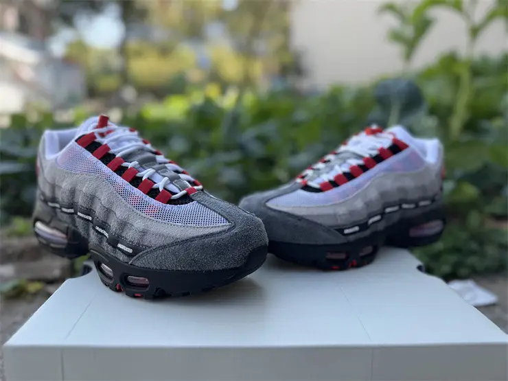 Authentic Nike Air Max 95 SP Undefeated Geo Tokyo Bright Crimson 