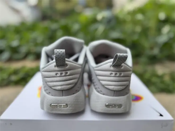 Nike Mind 002 Grey 