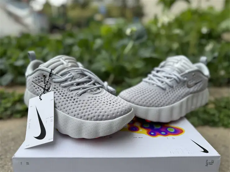 Nike Mind 002 Grey 