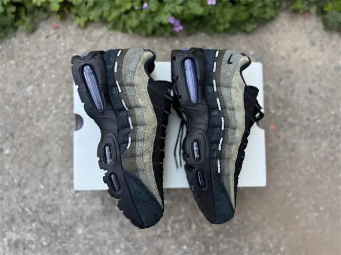 Authentic Nike Air Max 95 SP Undefeated Geo La Brea Medium Olive 