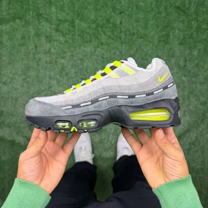 Authentic Nike Air Max 95 SP Undefeated Geo NYC Neon 
