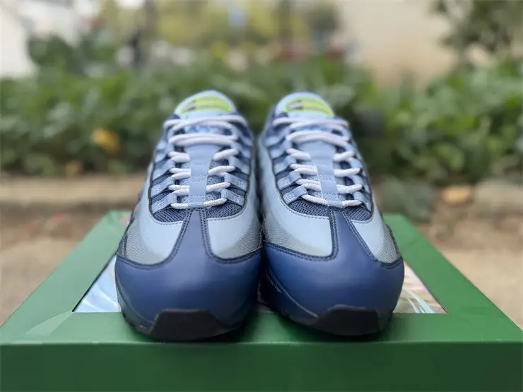 Authentic Nike Air Max Muscle 95 Yu-Gi-Oh! Joey 