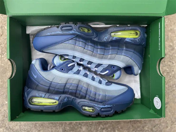 Authentic Nike Air Max Muscle 95 Yu-Gi-Oh! Joey 